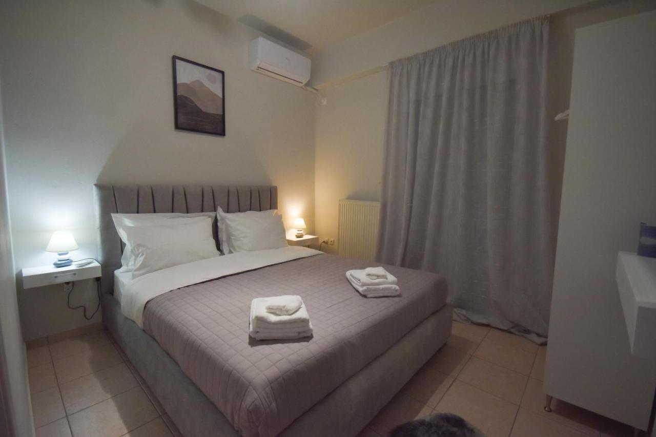 K&C Rooms- Apartments Markópoulon エクステリア 写真